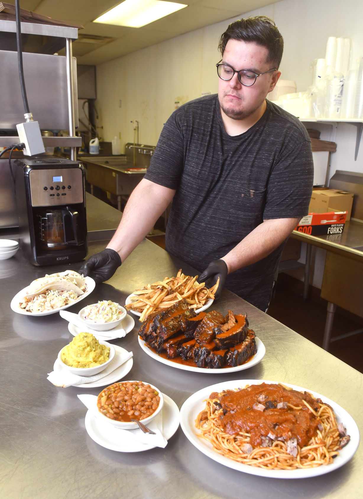 Damion's Rib Haven in East Moline.